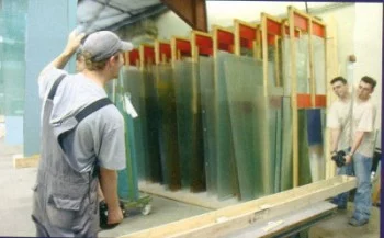 Screenshot von Glas- und Spiegelservice Kleve GmbH - Glas- und Spiegelservice - in Kleve: In den Bereichen Glasreparaturen, Duschkabinen...
