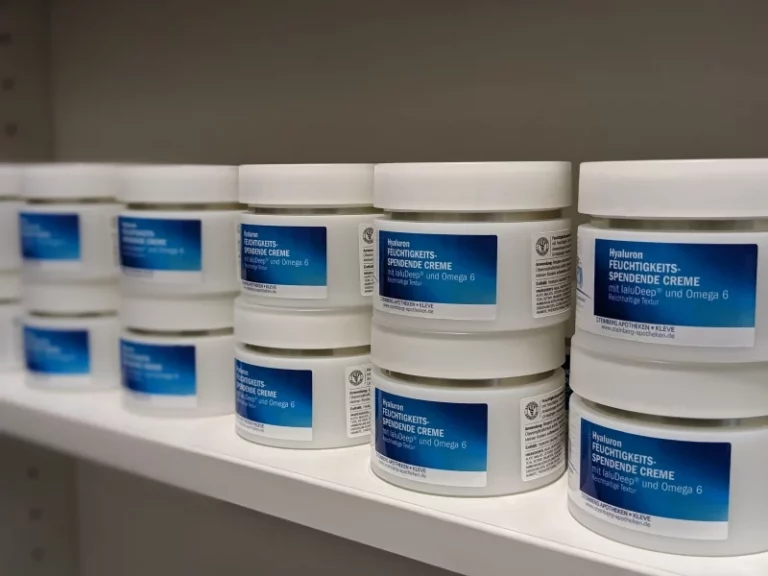 Screenshot von Apotheke Rhein-Waal e.K. - Apotheken - in Emmerich: Apotheke mit breiten Sortiment hochwertiger Arzneimittel, Gesundheitsprodukte und...